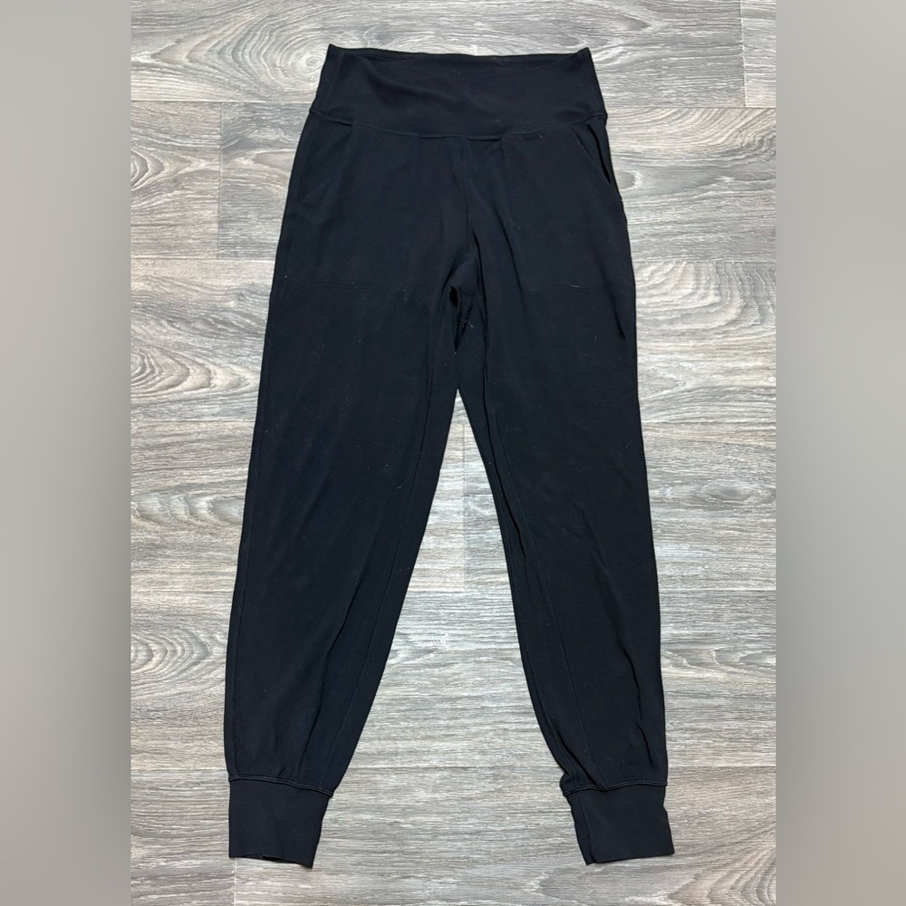 Size 6 Black Lululemon Joggers